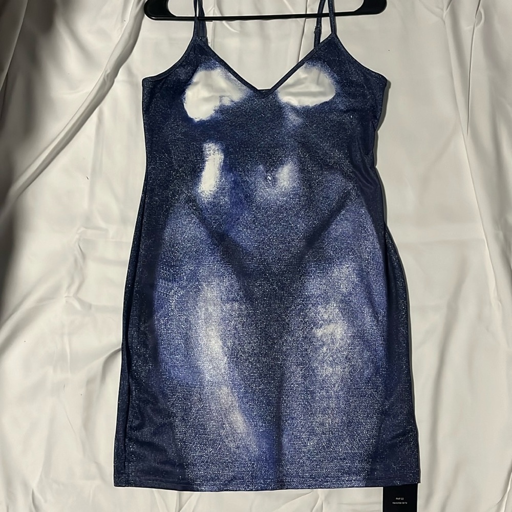 **BRAND NEW**